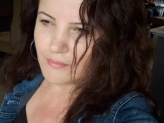 Ayten Turan Yazdı: Dilin Kemiği Yok, Kalemin Kıvrımı