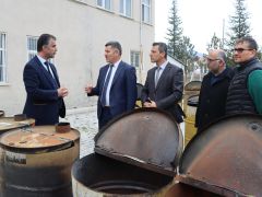 Tokat’ta Öğretmen ve Öğrenciler Deprem bölgesi İçin Soba Ürettiler