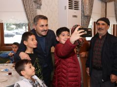 Başkan Eroğlu: Başımızın Üstünde Yeriniz Var