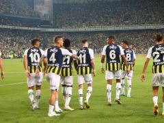 Fenerbahçe Avantaj İçin Sahaya Çıkıyor