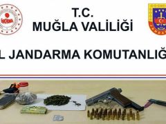 Uyuşturucu Operasyonunda 10 Kişi Gözaltına Alındı